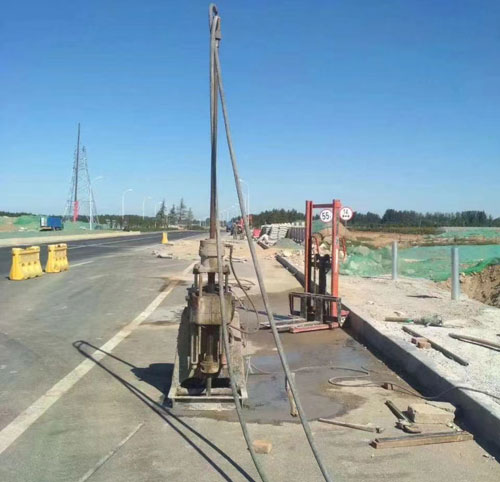临泉公路高聚物注浆加固